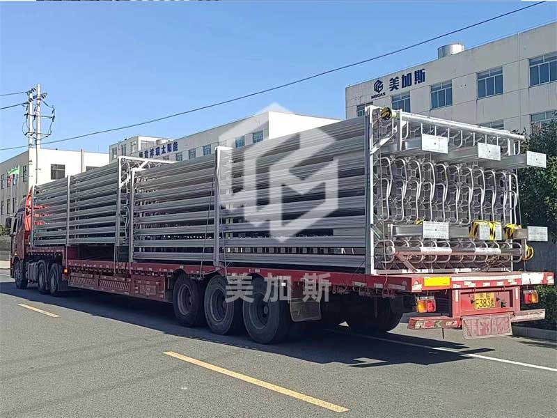 氣化器-青?？辗?jǐn)U容項(xiàng)目-4000方2臺(tái).jpg